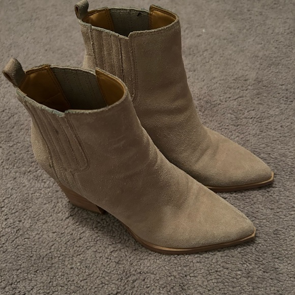 Marc Fisher oshay booties size 6 - Picture 9 of 11